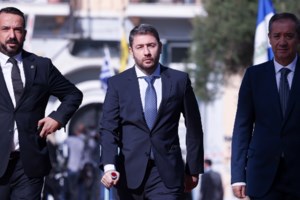 Επεισόδιο με Βόζενμπεργκ στην συνέντευξη Τύπου της PEGA για τις υποκλοπές- "Είναι προσωπικές σας εκτιμήσεις" - εικόνα 6