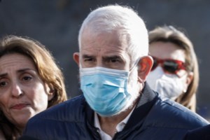 Πέτρος Φιλιππίδης: "Η φτώχεια του χτυπάει έντονα την πόρτα" -  Η έκκληση να του δώσουν βιβλία να μεταφράσει