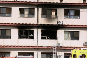 Νοσοκομείο Ρίου: Διασωληνωμένος με βαριά εγκαύματα ο ασθενής που άναψε τσιγάρο στο κρεβάτι [βίντεο] - εικόνα 2