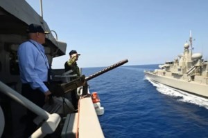 Δένδιας: Αλλαγή δόγματος στο Πολεμικό Ναυτικό - Ξεκινάμε τη συζήτηση για την απόκτηση νέων υποβρυχίων σε βάθος δεκαετίας