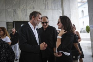 ΠΑΣΟΚ: "Καρφιά" Γιαννακοπούλου σε Διαμαντοπούλου: "Κάποιοι ήδη μοιράζουν θέσεις και αξιώματα... Ας σοβαρευτούν" - εικόνα 2