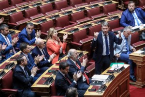 Ξέσπασε νέα κόντρα για τις υποκλοπές: Καταγγέλλουν μεθόδευση με τα μέλη της ΑΔΑΕ - Για να μην μπει πρόστιμο 100.000€ στην ΕΥΠ