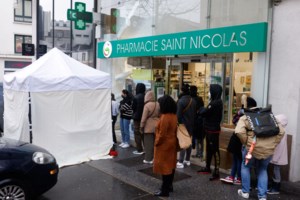 Ανοίγουν τα σχολεία με αυστηρά μέτρα - Self test στον δρόμο για 200.000 εκπαιδευτικούς και μαθητές