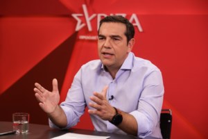 Φωτιά Εύβοια: Η στιγμή που ο Τσίπρας τα "άκουσε" από γυναίκα - "Γιατί ήρθατε, το θεωρώ κοροϊδία"