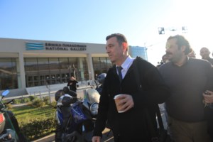 Η Ιερά Σύνοδος "καταδικάζει" τα έργα τέχνης και όχι τον βανδαλισμό στην Πινακοθήκη: "Θα πράξουμε τα δέοντα προς την κυβέρνηση"