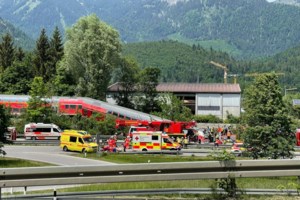 Σιδηροδρομική τραγωδία στη Γερμανία: Ακόμη ένας νεκρός στον εκτροχιασμό τρένου - Στα 5 τα θύματα