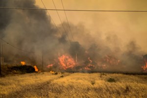 Αλλάζει ο νόμος για τις φωτιές: Φυλακή και τσουχτερά πρόστιμα ακόμη και για εμπρησμό εξ αμελείας