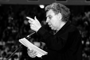 Μίκης Θεοδωράκης: Ηταν όλοι εκεί - Ο συγκινητικός αποχαιρετισμός του πολιτικού και καλλιτεχνικού κόσμου στη Μητρόπολη