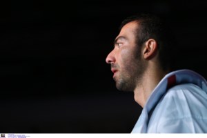 "Να μας προσεχείς από ψηλά, σ' αγαπώ αδερφέ μου": Σπάει καρδιές το αντίο του Μουρούτσου στον Νικολαΐδη - εικόνα 2