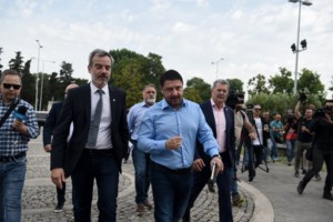 Γιατί γέμισαν μέδουσες οι παραλίες της Βόρειας Ελλάδας