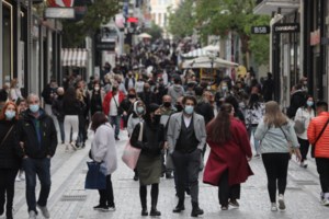 Θάνατος από κορονοϊό ή θάνατος με κορονοϊό; - Τρεις καθηγητές του ΕΚΠΑ απαντούν στο ερώτημα