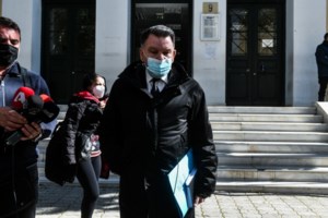 Δημητρακόπουλος: Πότε δεν θεωρείται αδίκημα το σεξ με 15χρονα παιδιά - εικόνα 2