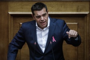 Καταψηφίστηκε η πρόταση μομφής κατά του Σταϊκούρα με 158 "όχι" - εικόνα 2