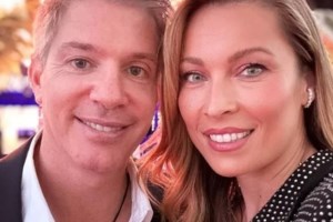 Μαριέττα Χρουσαλά: Ο ξέφρενος χορός στη βεράντα του σπιτιού της Σίλιας Κριθαριώτη - Στο πάρτι Μενούνος και Ντάβλας [Βίντεο]