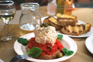 Η Αθήνα κορυφαίος γαστρονομικός προορισμός - Τα 18+9 εστιατόρια που ξεχωρίζει ο οδηγός Michelin