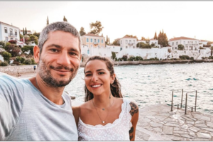 "Θαλασσινή" βάφτιση για τον Νίκο Βασιλειάδη Κούρκουλο: Το σημείωμα στους καλεσμένους για το vegan μενού - εικόνα 9