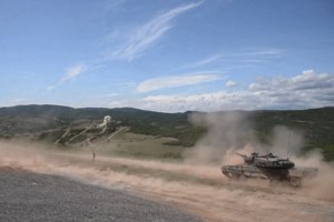 Κυβερνητικός εκπρόσωπος: Στέλνουμε τα πεπαλαιωμένα άρματα BMP1 για ουσιαστική στήριξη της Ουκρανίας