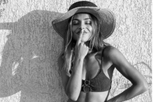 Ελευθερία Ελευθέριου: Έβαλε το μαγιό της και έγινε πάλι Survivor