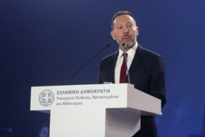 Στουρνάρας: Η ΕΚΤ πρέπει να μειώσει τέσσερις φορές τα επιτόκια εντός του 2024