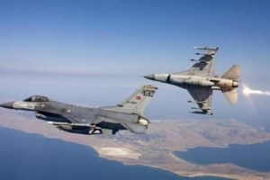 Βίντεο ντοκουμέντο: Νέα πρόκληση στο Αιγαίο - Τουρκικές ακταιωροί κατευθύνουν λέμβο με πρόσφυγες στη Λέσβο - εικόνα 2