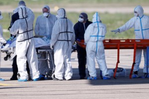 Καθηγητής Δερμιτζάκης: Αν δεν έχουμε δεύτερο κύμα κορονοϊού, τον Ιούλιο θα πάμε στη θάλασσα - εικόνα 3