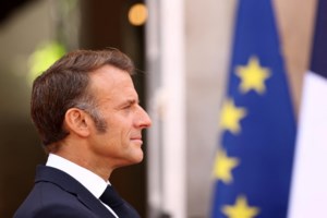 Ανάλυση: Ο Μπαϊρού πέφτει, ο Μακρόν ψάχνει για πρωθυπουργό και η οικονομική κρίση για τη Γαλλία έρχεται με φόρα