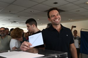 Εκλογές ΣΥΡΙΖΑ: Κλείνουν στις 21:00 οι κάλπες - Πάνω από 130.000 ψήφισαν - 35 χιλ. νέα μέλη - Στις 23:00 το πρώτο αποτέλεσμα