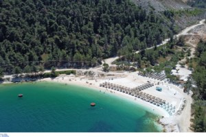 Το νησί με τις καλύτερες παραλίες για τους Ιταλούς - "Ιδανικό για ζευγάρια" σύμφωνα με τους Times - εικόνα 2