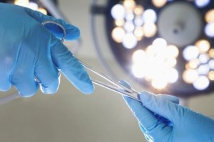 Λαϊκό Νοσοκομείο: Τέσσερις διαδοχικές μεταμοσχεύσεις ήπατος μέσα σε λίγες μέρες - "Πρωτόγνωρο για τα ελληνικά δεδομένα"