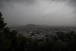 Κακοκαιρία Μπάλλος: Απαγόρευση κυκλοφορίας σε Κηφισό και Παραλιακή από τη 1 έως τις 8 το πρωί - Οι ανακοινώσεις Στυλιανίδη