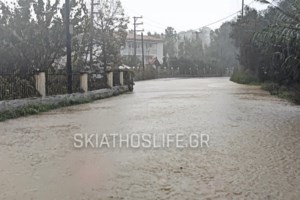 Κρήτη: Έντονη χαλαζόπτωση και καταιγίδες - Άσπρισαν οι δρόμοι στο Φόδελε [εικόνες - βίντεο] - εικόνα 2