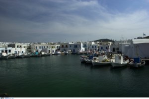 Θεοχάρης στο BBC: Συζητάμε με το Λονδίνο για τα πιστοποιητικά εμβολιασμού