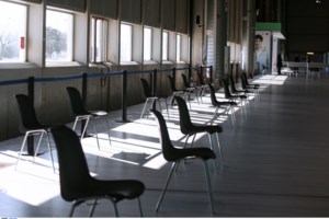 Η Johnson & Johnson θα καθυστερήσει την παράδοση των εμβολίων στην ΕΕ μετά το στοπ των Αμερικανών - εικόνα 2