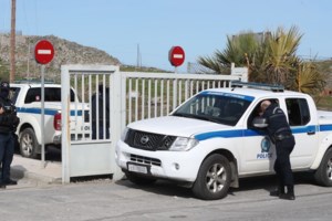 Έγκλημα στην Άρτα: Πυροβόλησε και την πρώην σύζυγό του ο 29χρονος που σκότωσε τον πεθερό του - Εντοπίστηκε το αυτοκίνητό του