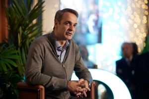 Μητσοτάκης από το Πέραμα: Ξέρουμε ότι η ακρίβεια δαγκώνει, ειδικά στα σούπερ μάρκετ [εικόνες] - εικόνα 2