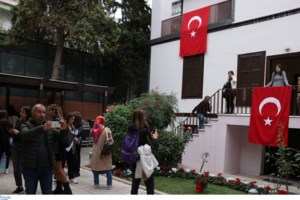 Αγωνία στην Κοζάνη: Διασωληνώθηκε 17χρονος – Έπεσε από το ηλεκτρικό πατίνι που οδηγούσε