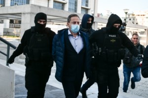 Δίκη Λιγνάδη: Ένταση και μήνυση Κούγια στον 27χρονο πρώτο μάρτυρα για ψευδορκία - Οι ερωτήσεις που προκάλεσαν αντιδράσεις - εικόνα 2