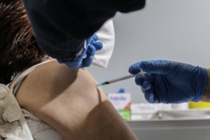 ΗΠΑ: Συγκεντρώσεις σε σπίτια χωρίς μάσκες για τους εμβολιασμένους - Οι οδηγίες του CDC - εικόνα 2