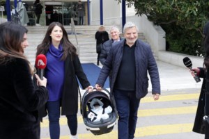 Ενθουσιασμένος ο Γιώργος Πατούλης: "Το παιδί μου είναι 33 ημερών, οι χαρές είναι πρωτόγνωρες"