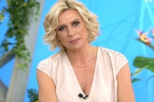 Γρηγόρης Γκουντάρας: "Λύγισε" στον αέρα μιλώντας για τον μεγάλο γιο του [Βίντεο] - εικόνα 3