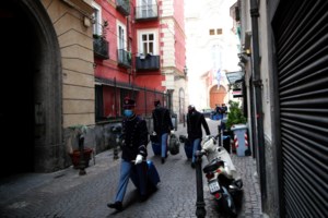 Στο επίκεντρο της πανδημίας και πάλι η Ευρώπη - Πάνω από 400.000 τα νέα κρούσματα