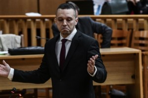 Ηλίας Κασιδιάρης: Ζητά από τον Άρειο Πάγο να κριθούν αντισυνταγματικές οι τροπολογίες "μπλόκο" στο κόμμα του - εικόνα 2