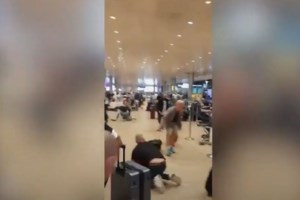 Γρεβενά: Οβίδα μήκους 1,20 μέτρα βρέθηκε θαμμένη σε οικοδομή κοντά σε σχολείο [Εικόνες, βίντεο] - εικόνα 2