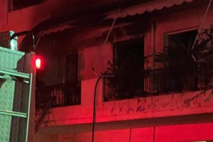 Πυρπόλησαν σταθμευμένο αυτοκίνητο στο Κουκάκι