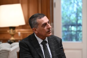 Ανδρουλάκης: Ετοιμος να συνεργαστώ με την προοδευτική Αριστερά και το προοδευτικό Κέντρο - Στόχος να γίνουμε κυβέρνηση