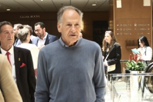 Ερευνα του Eteron για το Πολυτεχνείο: Το 15,7% προτιμά δικτατορία - Το 19,7% λέει ότι η χούντα είχε και "θετικές όψεις" - εικόνα 14