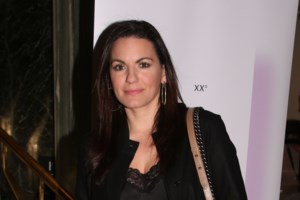 Όλγα Κεφαλογιάννη: Άβαφη, με casual look και τα δίδυμα παιδιά της στο καρότσι [εικόνες] - εικόνα 8