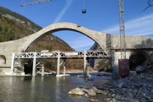 Εντυπωσιάζει και τους Γερμανούς ο οκτάχρονος "Αϊνστάιν" από την Πέλλα!