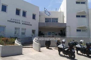 Τραγωδία στην Κρήτη: Γυναίκα έτρωγε με την κόρη της και κατέρρευσε μπροστά της - Αφησε την τελευταία της πνοή