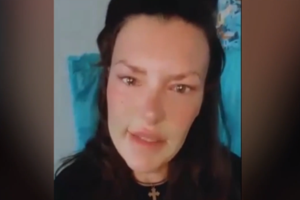 Χαμός σε πτήση από Μαϊάμι για Λονδίνο: Αεροσκάφος έκανε αναστροφή επειδή επιβάτιδα δεν ήθελε να φορέσει μάσκα